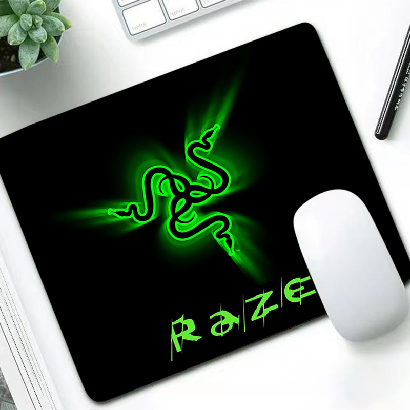 Gaming Keyboard Nearby - Alfombrilla de ratón pequeña Razer a